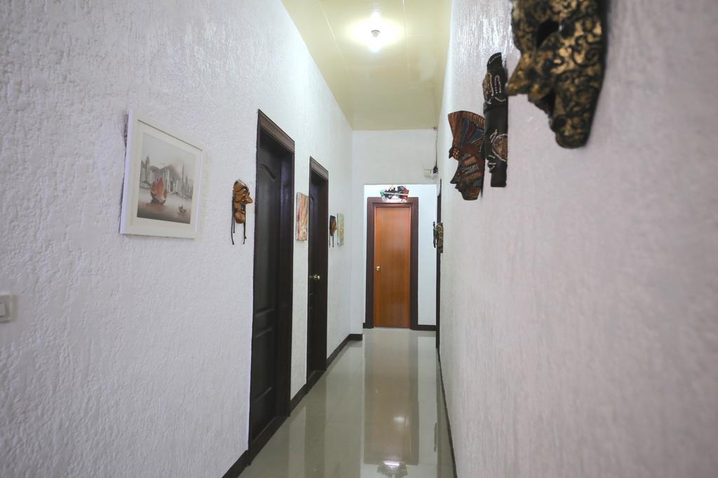 Dee Guest House Lapu-Lapu City Exteriör bild